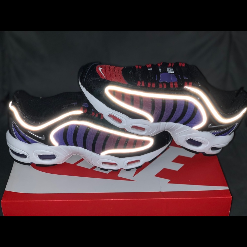 Women’s Nike Tailwind